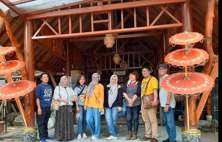 Serunya Berburu Foto Di Kampus UI